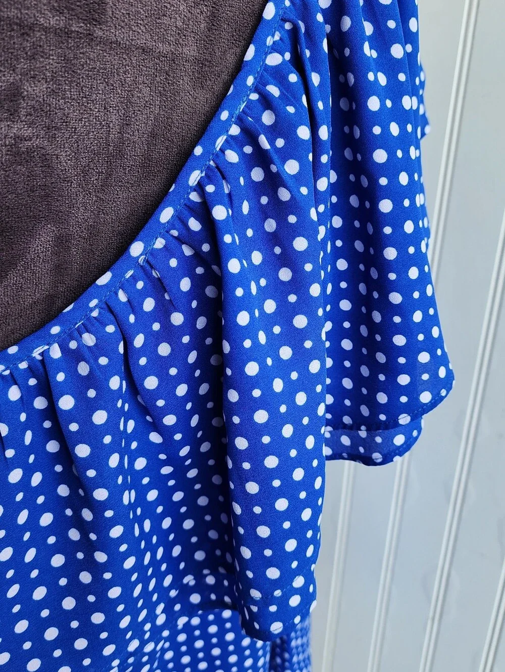 Michael Kors Royal Blue White Dots Ruffle One Shoulder Top Blouse Sz S - Picture 7 of 12